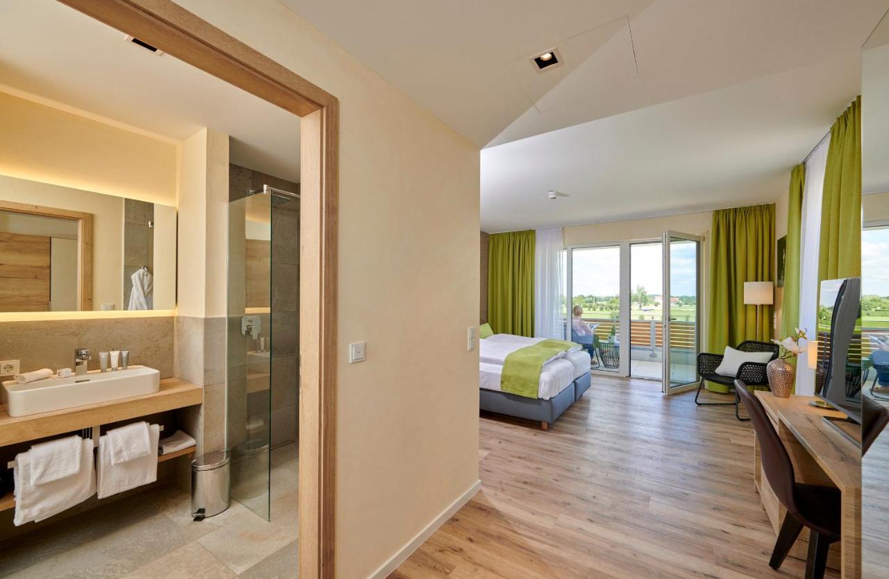 Bachhof Resort Hotel Kirchroth Ngoại thất bức ảnh